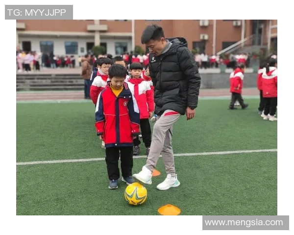 足球流汗的背后故事与激情碰撞的赛场人生